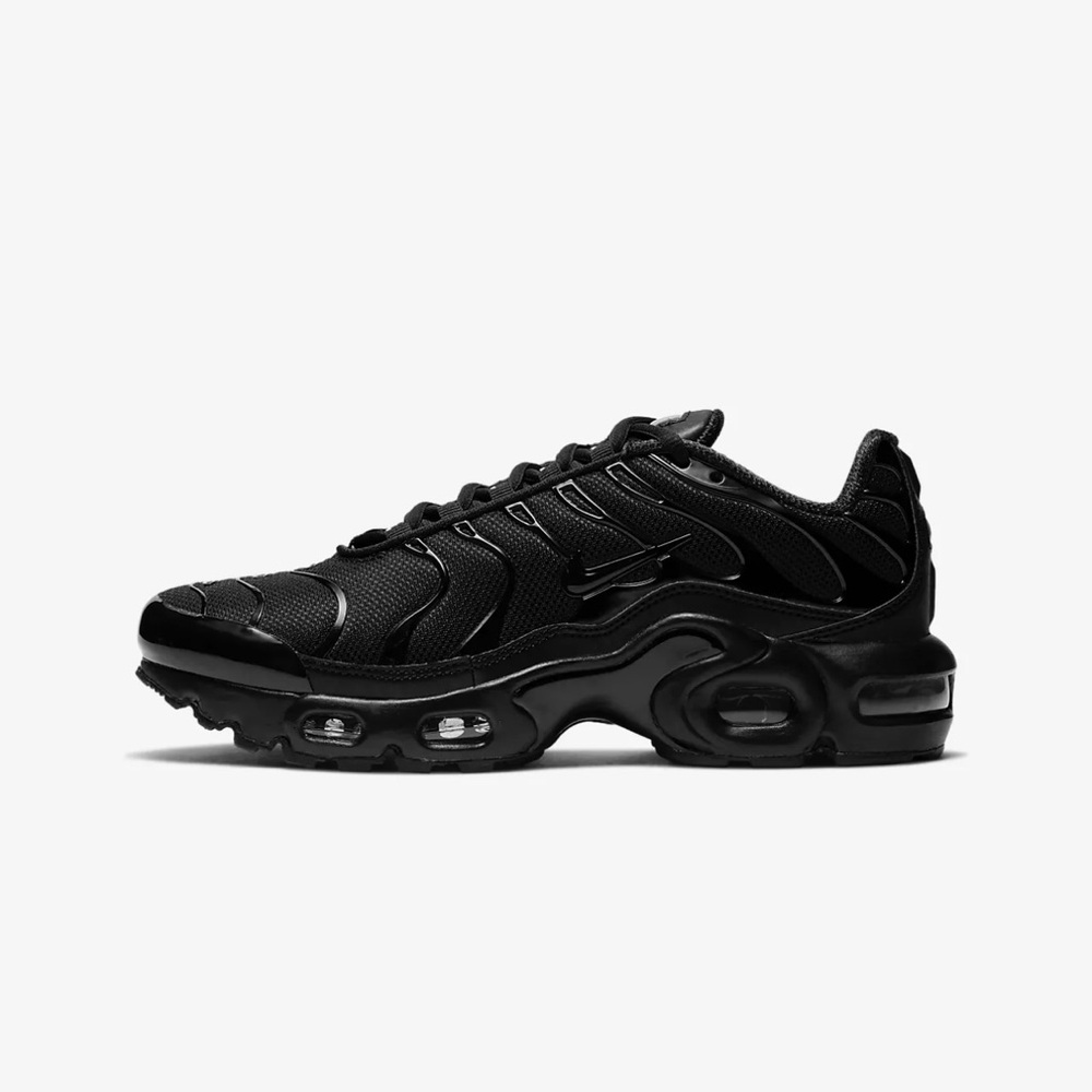 Women’s Nike Air Max …. BRAND NEW